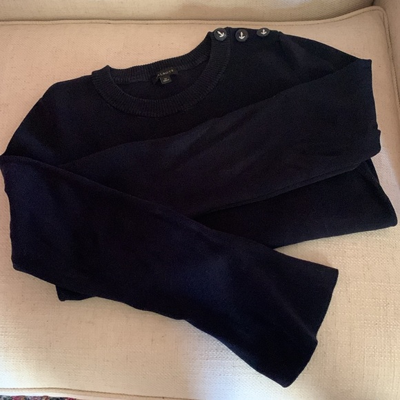 Talbots woman’s navy top size medium - Picture 2 of 8